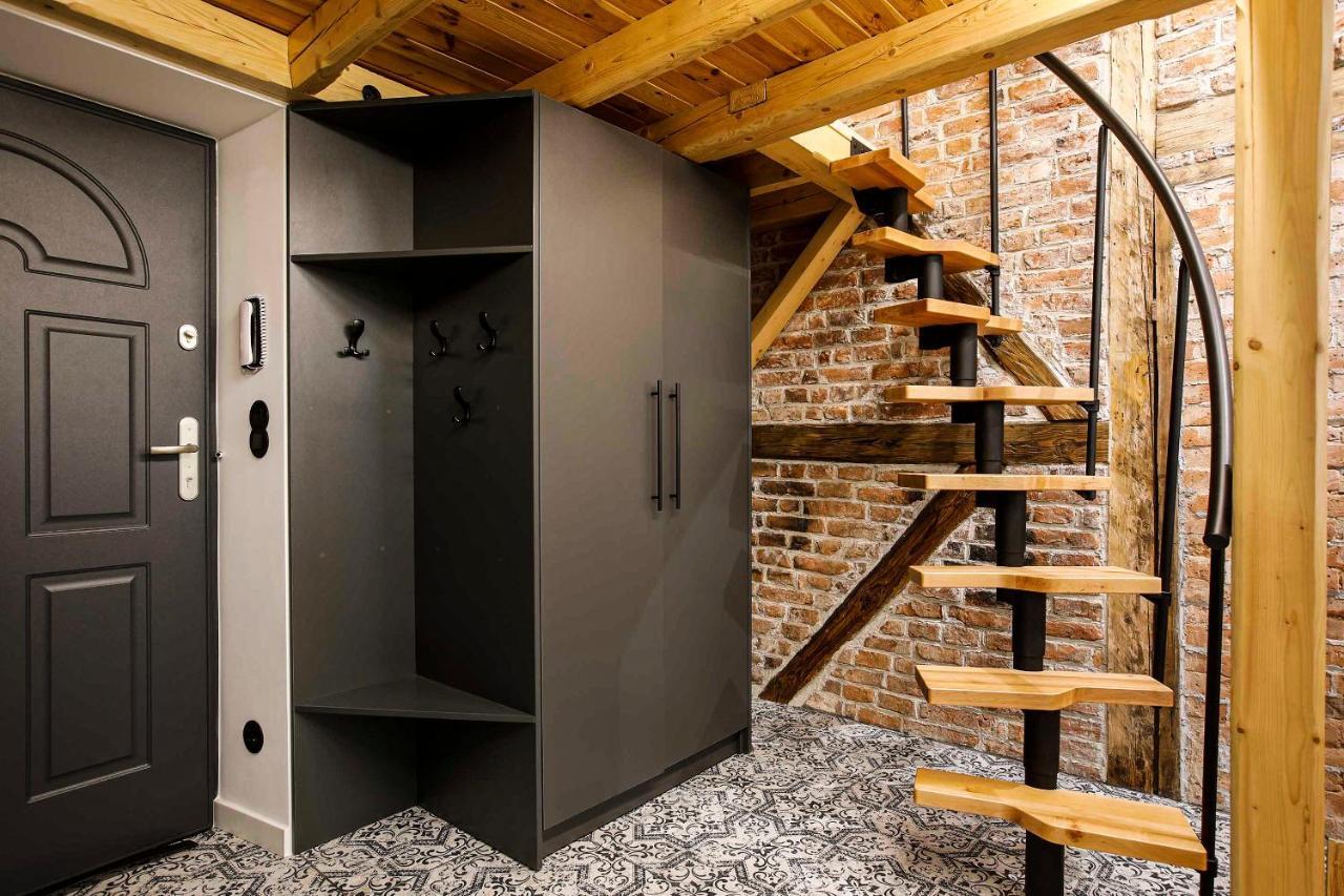 Charming Studio With Air Conditioning, Old Town & Kazimierz Krakow Bagian luar foto